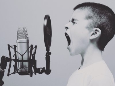 Hören und Stress: Wenn wir zu viel um die Ohren haben